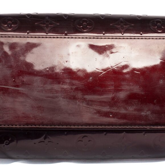 Authentic Louis Vuitton Vernis Monogram Amarante Brea MM Handbag - Picture 5 of 16